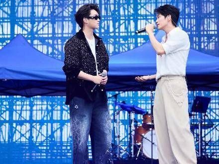 向全世界安利 仲夏夜 徐滨张炯敏