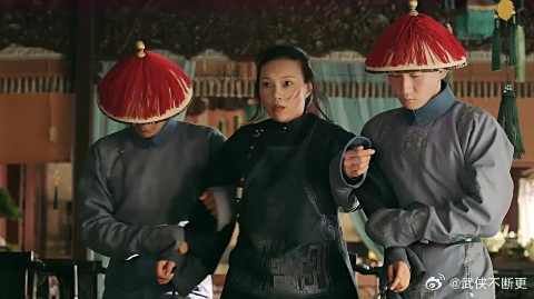 娴妃强行拉纯妃入伙 硬割刘嬷嬷舌头，把纯妃吓傻了！
