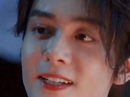 笛飞声也会笑呢