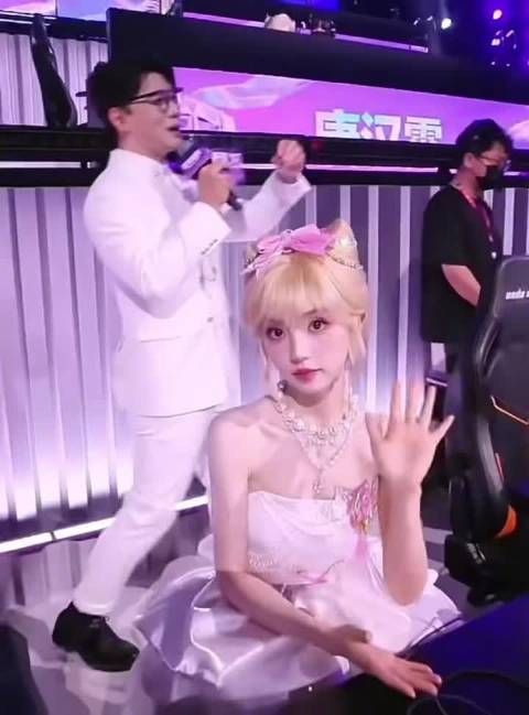 田曦薇这颜值这身材,太绝了!