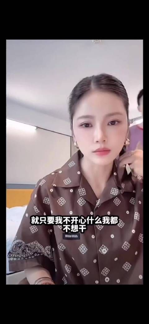 王灿称杜淳无戏拍成助理,自曝强势有主见不靠生子拴夫