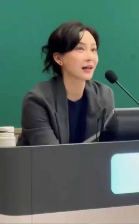 陈数温雅授课被赞梦中情师,加盟花儿与少年引期待
