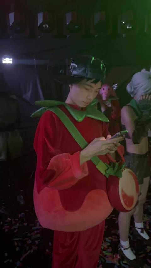 小番茄好可爱太权威了!和平精英刺激之夜