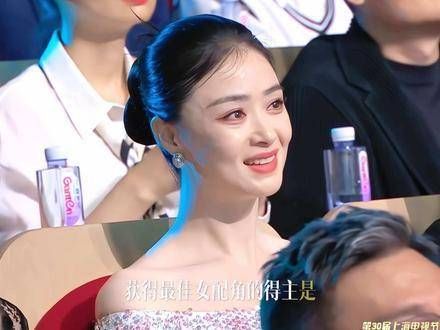 “宋莹就是我本人!” 蒋欣白玉兰最佳女配角