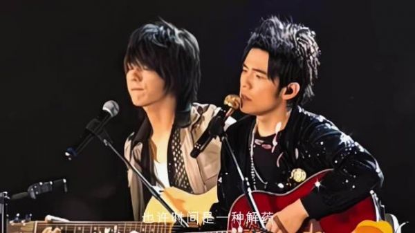 周杰伦发文'时间从来不说话但它回答所有问题'引共鸣
