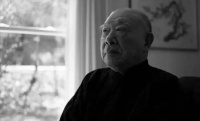 动荡岁月走来的一代大师，忧虑文明正加速走向毁灭