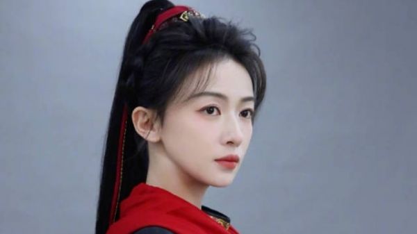 吴谨言红衣束发宿命感好强