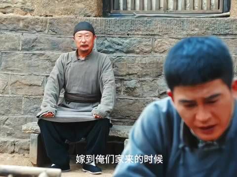 谁懂杨幂这段哭戏真的封神了,心疼绣绣,只有最亲近的人刀子往哪里捅最痛