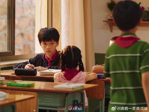 不被爱的孩子第一次遇到了他人生中的救赎