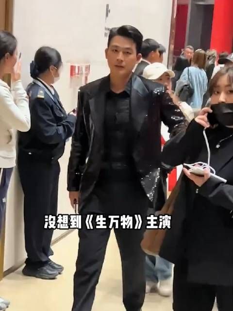 《生万物》主演背后的大佬，倪大红伯乐周迅，欧豪：难怪资源好 ，杨幂