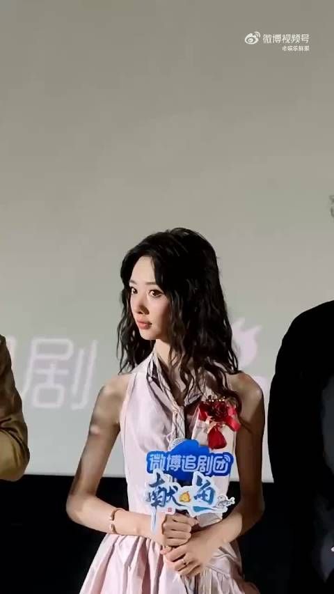 好瘦啊,女明星不要对自己这么严格好不好!姐姐已经很美啦