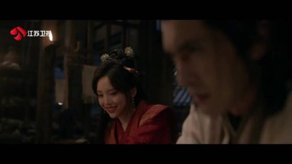 耽敏盛装表白欧阳锋,饭菜下毒致两人迷糊出手