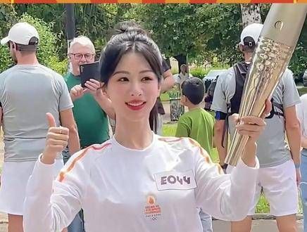紫妹果然不负众望,稳坐女频榜首!~长相思2 杨紫小夭