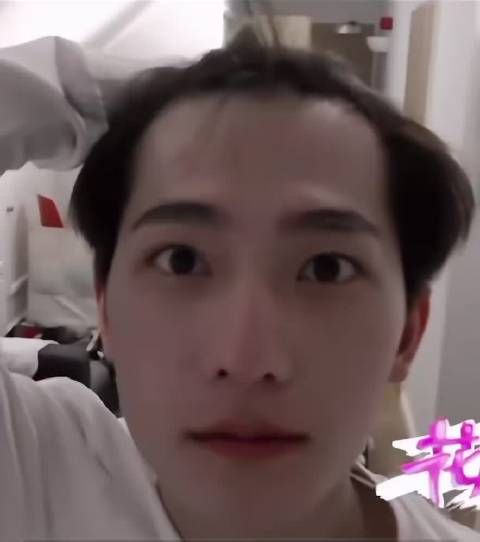 杨洋花少时期是真的嫩