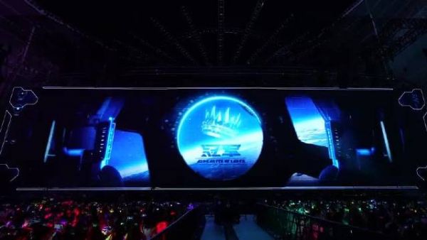 时代少年团上海加冠礼合体舞台引全场沸腾