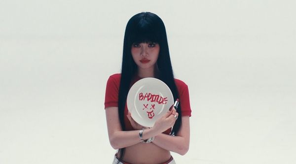 《BADITUDE》MV预告，期待8月27日下午5点