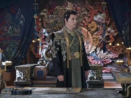 没人觉得澹台烬与嬴政有几分神似吗?
