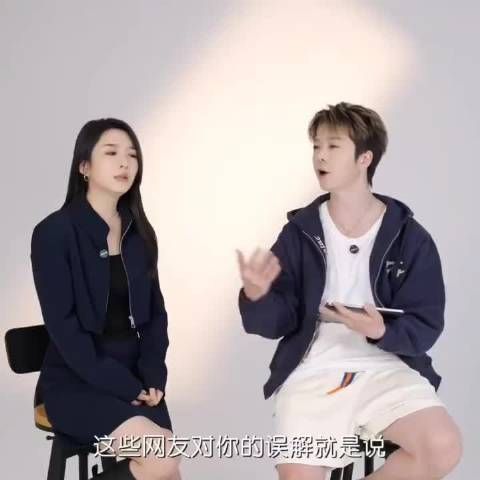 王栎鑫吴雅婷合体回应离婚争议,澄清误解为孩子