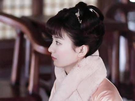 赵丽颖谈演艺之路,踏实前行获认可