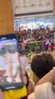 Angelababy现身上海环球港，生图状态惊艳引围观