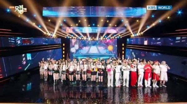 Stray Kids《CEREMONY》1位安可 .