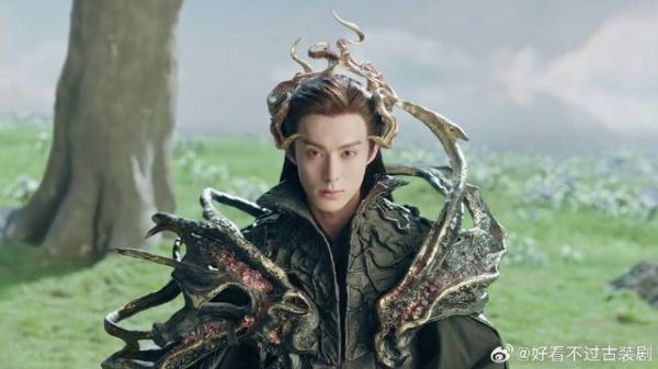 大强为了不再失去小兰花,重披战甲,与太岁同归于尽!