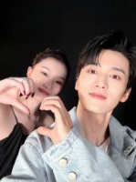 柳柳梅七夕合照GET！王佳怡易大千同框营业