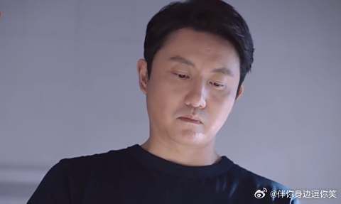 勤劳李爸给孩子们做早餐,手艺超棒,看着太有食欲啦