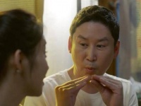 韩国大叔的异国恋情：中文没学好，老婆却跑路了？