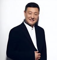 57岁韩磊被指出轨致网友怀孕失联报警，向天再借五百年将发声