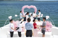 七夕浪漫潮涌， “甜蜜经济”升温