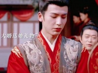 度华年花船吻真的来了 度华年男二把暗恋玩明白了