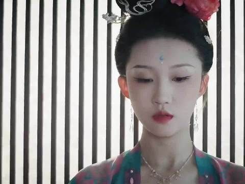 梅四困倦中仍贴心照顾柳娘子