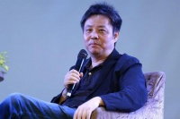 余华：生活从不是预设的剧本，更像一场即兴独白