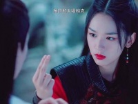 雁回成黑气之主与天曜相克，小龙天曜萌态吸睛