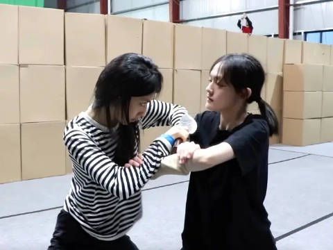 一套丝滑小连招，不愧是宝朵哇