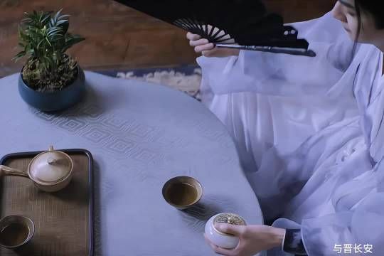 陆欣下毒威胁墨引结果被看穿了,真是势均力敌 相爱相沙啊哈哈