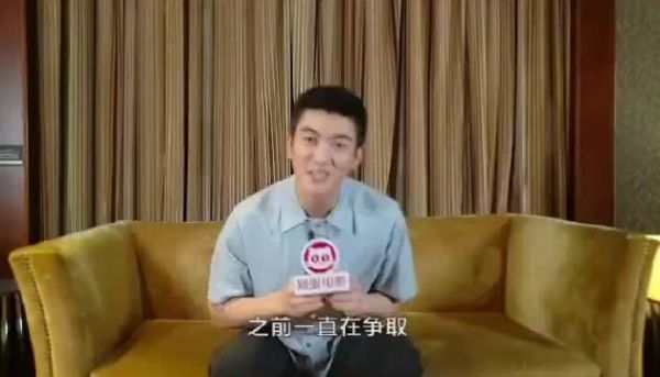 杜江谈80年大庆心愿,曾称争取现场名额难