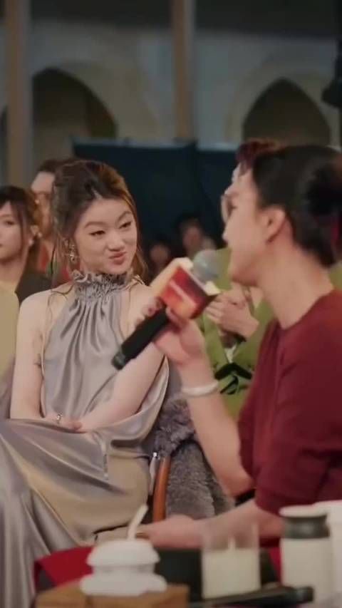 周迅即兴演唱惊艳单依纯,两人互动尽显惺惺相惜