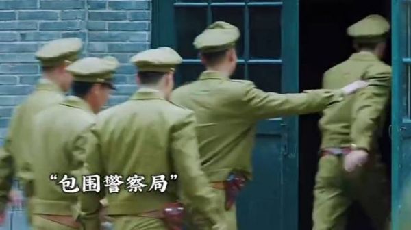 北平无战事:这段太震撼啦!看得我都跟着哇哇大叫!
