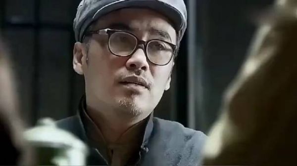 风筝:郑耀先得到组织信任后立刻大显神通,老首长对他都佩服