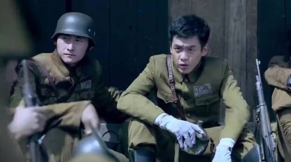 火眼睛睛!周卫国一眼看出鬼子身份,立马带人捉拿