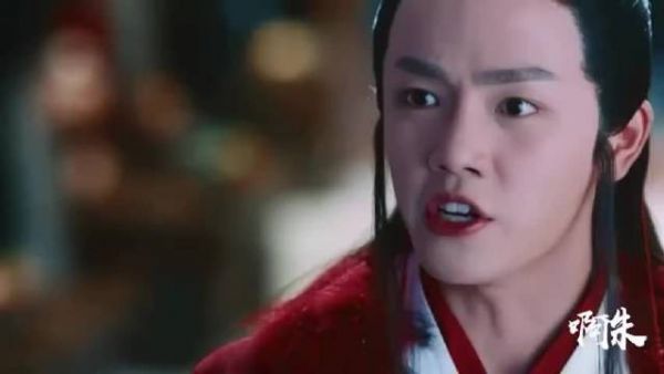 锦觅终未恢复辨色之力,花神之女眼中只剩黑白