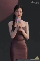 陈都灵美成啥样了！连光都偏爱的嘟嘟