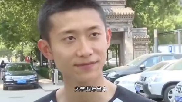 张一山被问:为什么上大学时没人追?一旁杨紫的抢答,我能笑一年