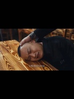 天津李四饰演硬汉角色引热议