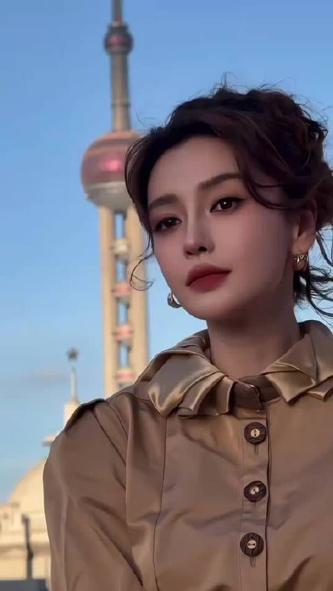 沈梦辰造型惊艳被赞神似angelababy