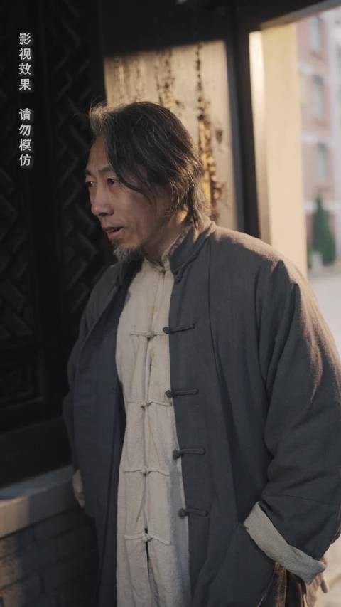 短剧·上海滩之陈真-第10集-陈真,一个来自小镇的青年,为了救治妹妹的重病,毅然决然地带着她来到了繁华的大上海。在这个充