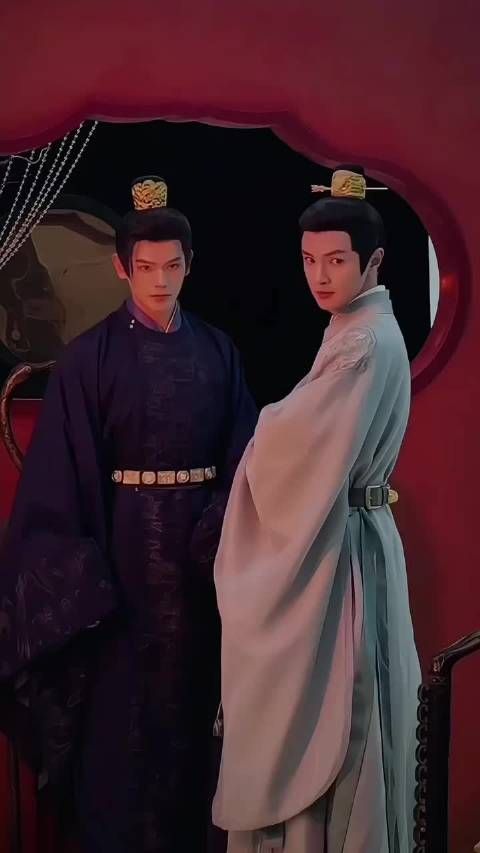 这不对吧,姚弛官鸿怎么开始麦了,饭上错了,我没点兄弟情