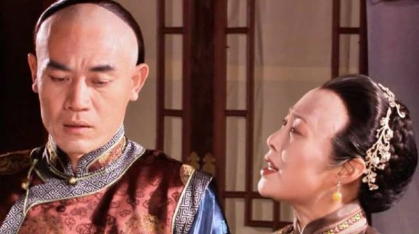 杨九红因捂死猫被禁戴孝，真相令人痛心